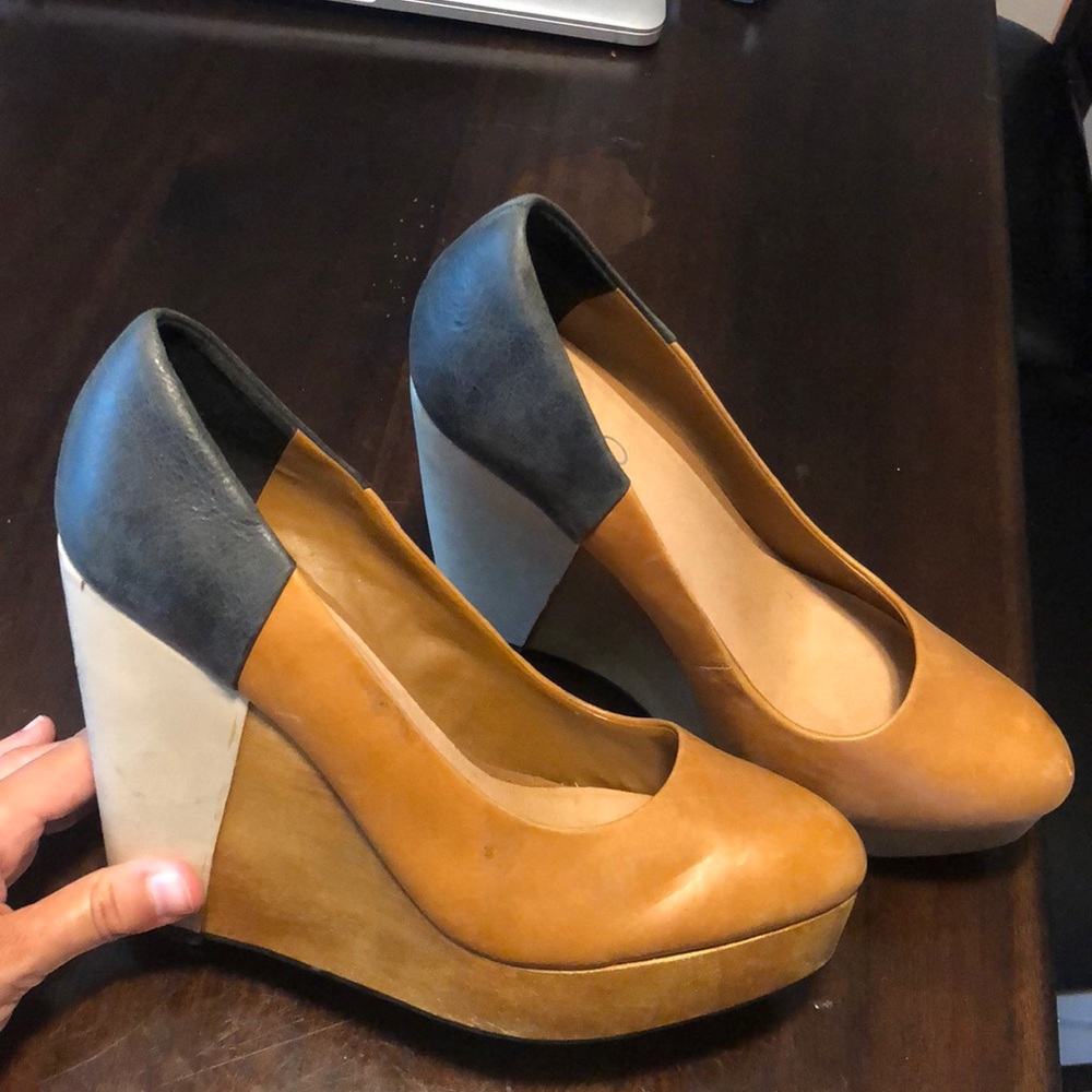 Aldo block wedges